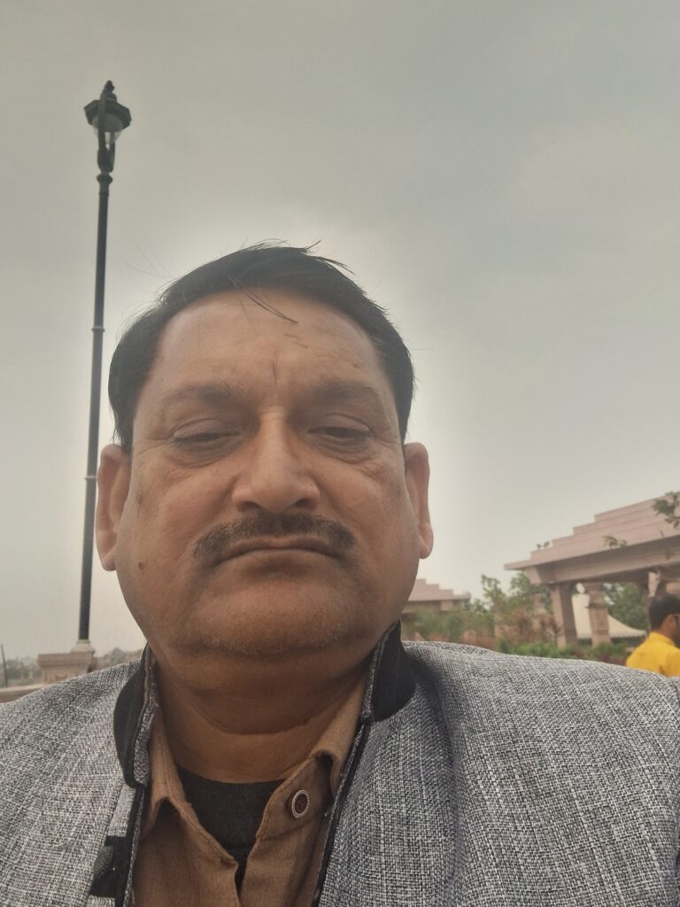 ठाकुर अनिल कुमार