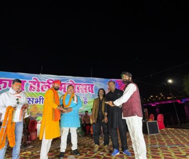 विश्व हिन्दू महासंघ (भारत) के नेतृत्व में वरुणा होली महोत्सव का सफल आयोजन