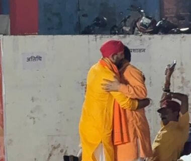 विश्व हिन्दू महासंघ (भारत) के नेतृत्व में वरुणा होली महोत्सव का सफल आयोजन