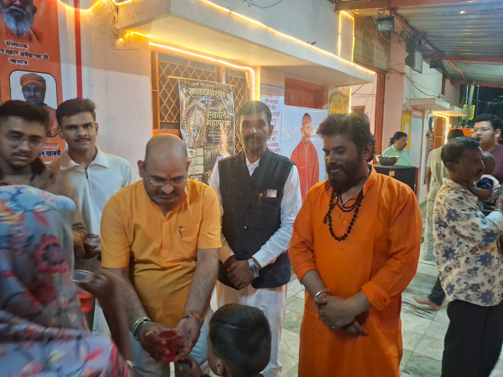 राजस्थान:मेवाड़ शक्तिपीठ घाटा वाली माताजी और श्री महावीर हनुमान मंदिर परिसर में योगी आदित्यनाथ जी महराज के अवतरण दिवस को हर्षोल्लास के साथ मनाया गया, द्विदिवसीय महाप्रसाद वितरण का आयोजन रखा गया